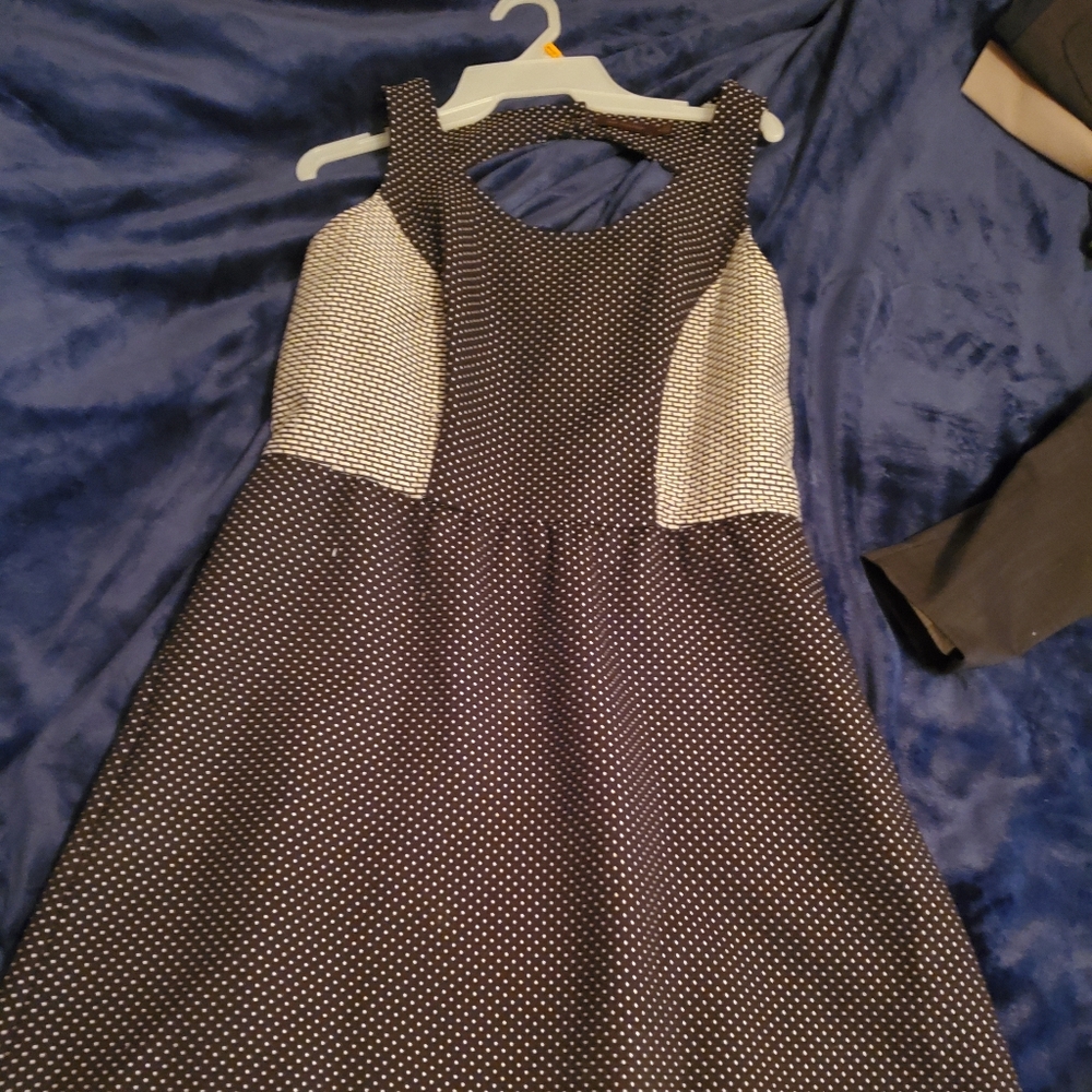 Elegant dress black and white